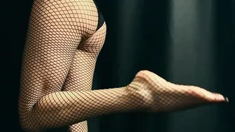 Fishnet tights try on . Fishnet tights always look amazing on any figure. #4