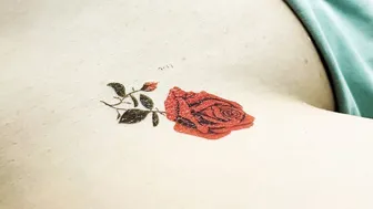 Temporary Rose Tattoos: Floral Beauty on Skin