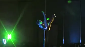 Nikki Smith in the US Pole Fetish Competition in Utah #2