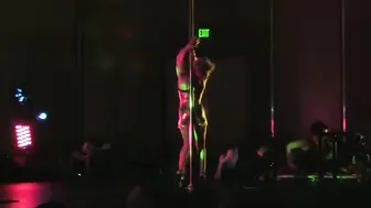 Nikki Smith in the US Pole Fetish Competition in Utah #4