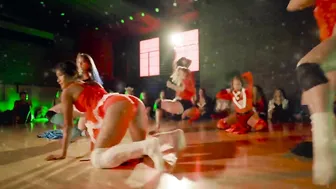 Wit It This Christmas - Ariana Grande | 2022 Floorplay Christmas Special Class #2