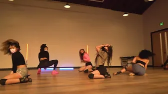 Beez In The Trap ROUND 2 + uncut twerk circle! Adison Briana Choreography #3