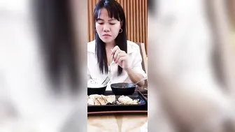 Mukbang at the Hotel #4