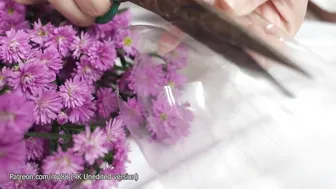 How to make a flower vase with a discarded plastic bottle - Mp88lifestyle #3