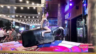 Girl ♥️♥️ Bull ♥️♥️ riding in short dress ! Mechanical bull ♥️♥️ riding! Benidorm bull ! Bull riding #4