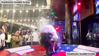 Crazy bull ♥️♥️girl enjoy bull ♥️♥️ riding! Mechanical bull ! Benidorm bull #2