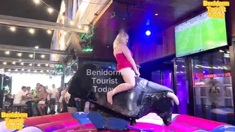 Girls bull ♥️♥️ riding in short dress ♥️♥️! Mechanical bull ♥️♥️ riding! Benidorm bull ♥️♥️! #4