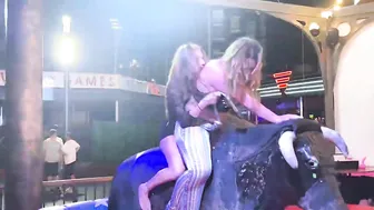 She tries to hold ‘m in ! Mechanical bull riding Benidorm Spain ♥️♥️♥️♥️ #3