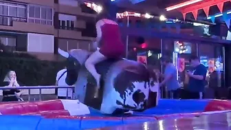 RED LION ♥️♥️ BAR IN BENIDORM SPAIN ♥️♥️♥️♥️ | BULL RIDING HIGHLIGHTS TONIGHT IN THE RED LION ♥️♥️ #2