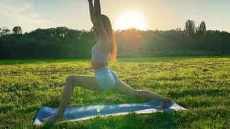 4k Beautiful Yoga Girl at Sunset