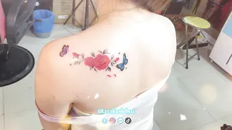 TATTOO xăm 3D hoa và bướm cho bé trắng xinh 2k2 | Lee Thành Đnai #3