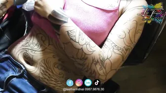 TATTOO Bé xinh 2k1 cựx thốn khi xăm 2 vùzg cánh | Lee Thành Đnai #2