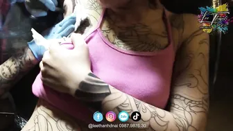 TATTOO Bé xinh 2k1 cựx thốn khi xăm 2 vùzg cánh | Lee Thành Đnai #3