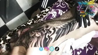 TATTOO khoe body k che hot girl 2k1 cận cảnh xăm bít lưng | Lee Thành Đnai #2