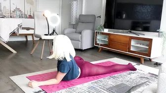 Yoga in Tights ♥️♥️ Hip stretching, flexibility at home #2